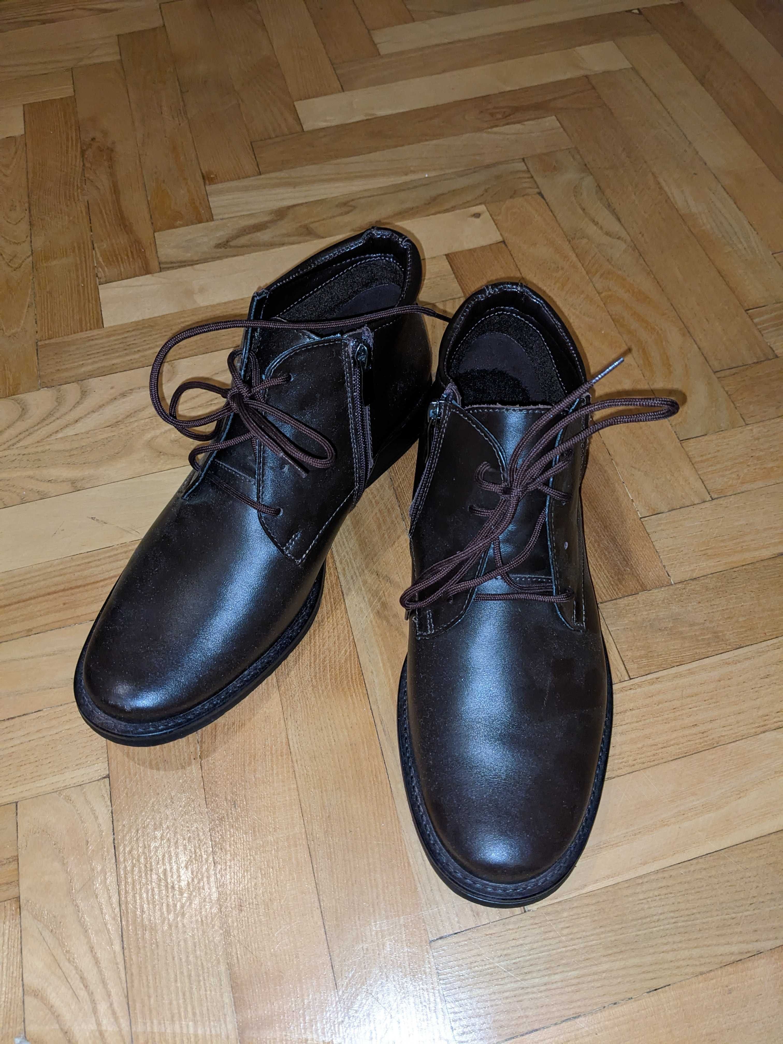 Чоловічі черевики Lavoracione artigiana 40розм.
