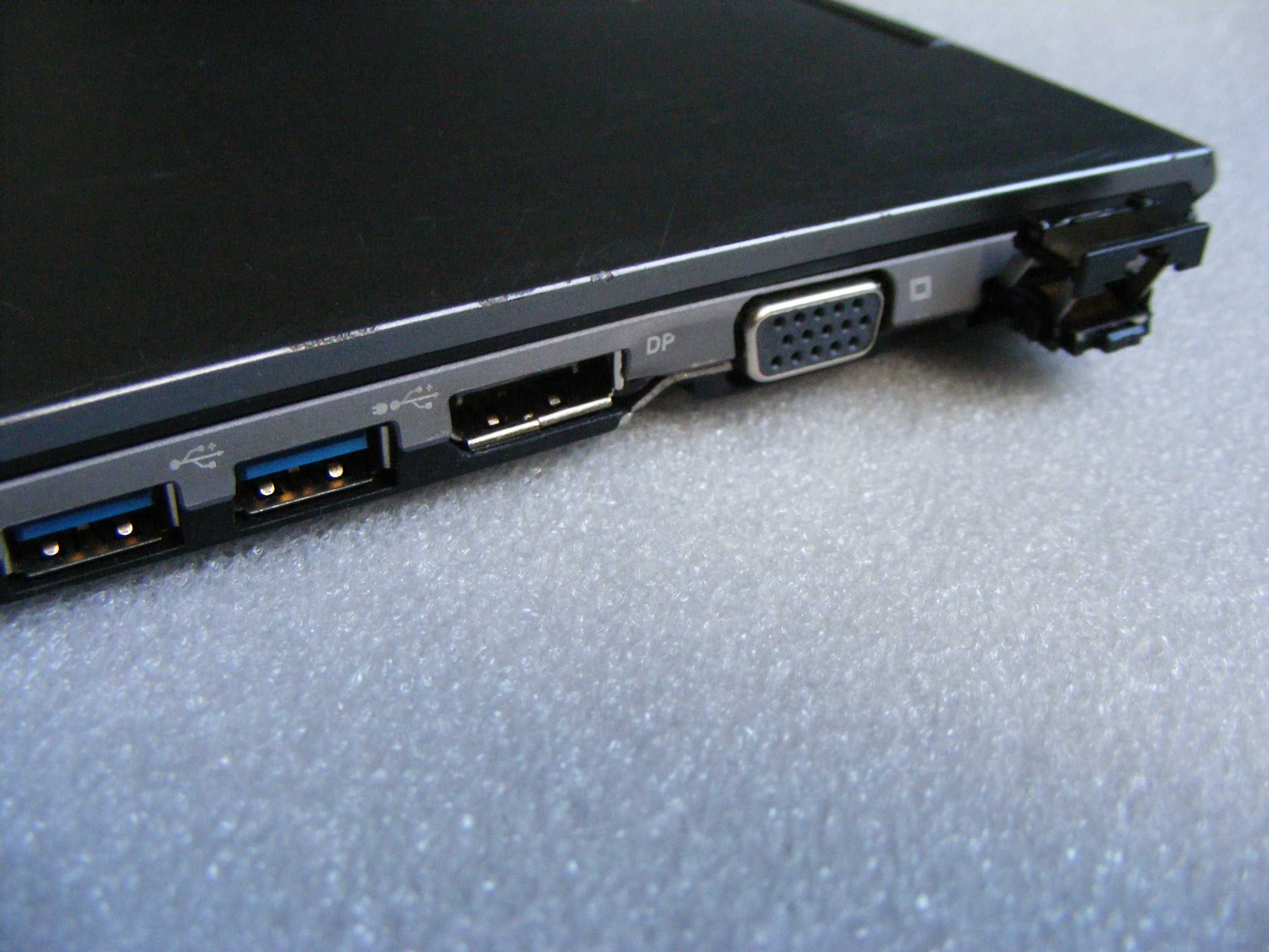 Fujitsu U745 i5 8GB DDR3 SSD cienki, lekki