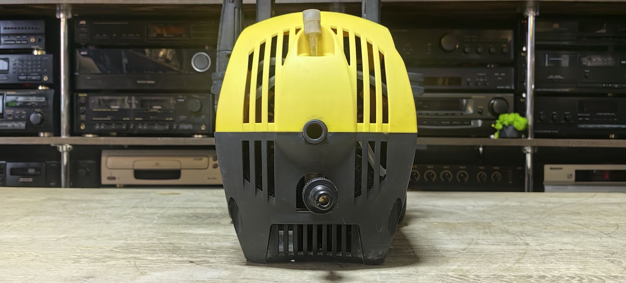 Мийка високого тиску Karcher 3500M