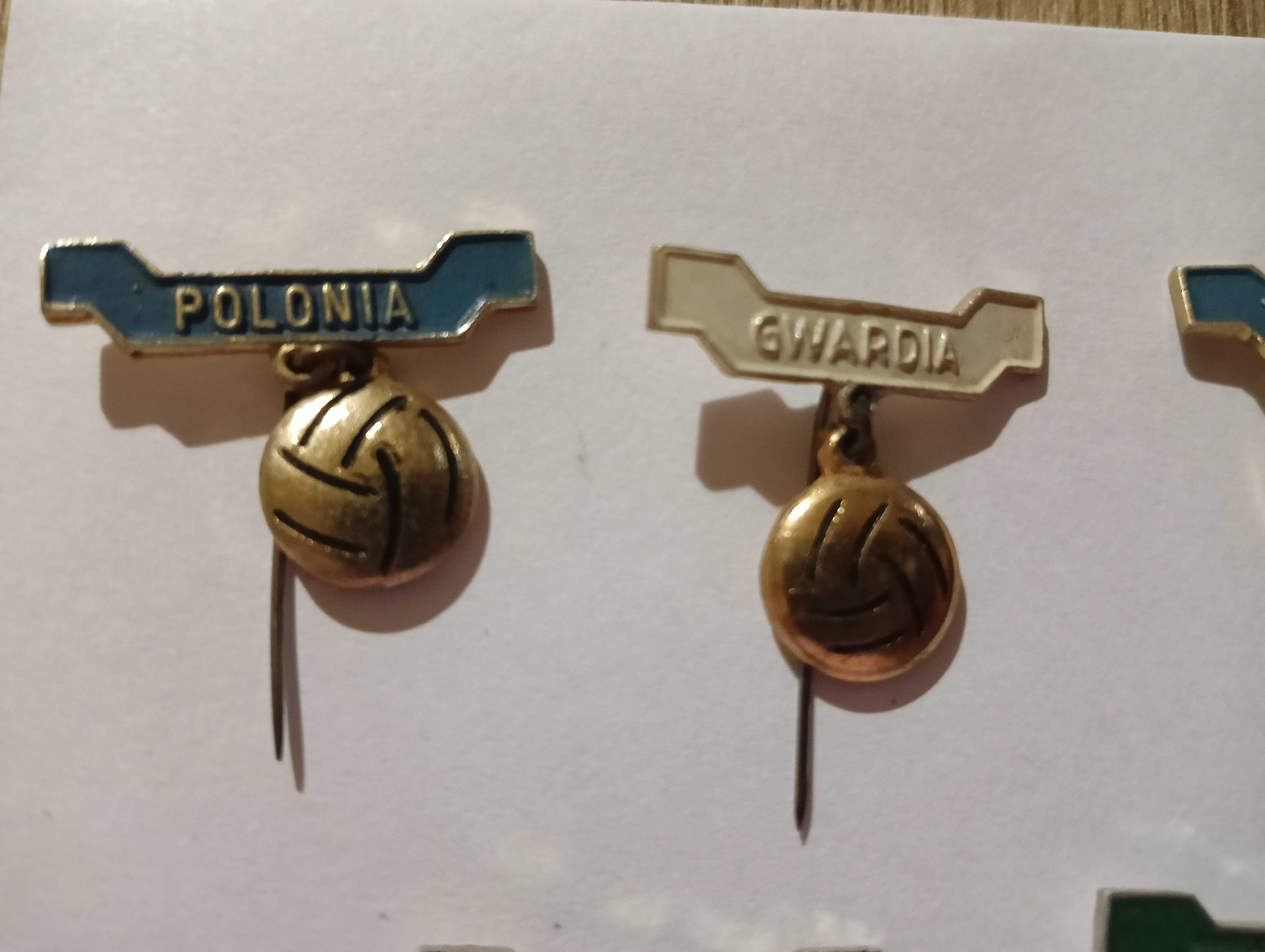 Przypinki klubów piłkarskich PRL
