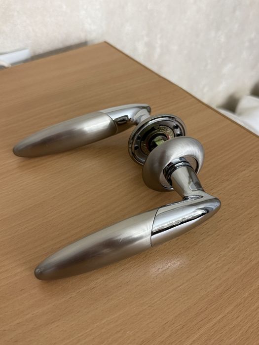 Ручки на входные двери