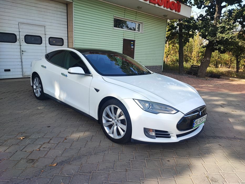 Tesla model s 75 нова батарея !