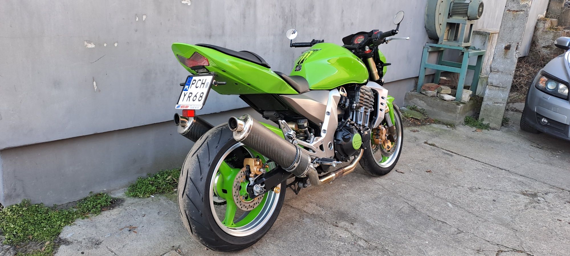 Kawasaki Z 1000. Sprowadzony ze Szwajcarii.