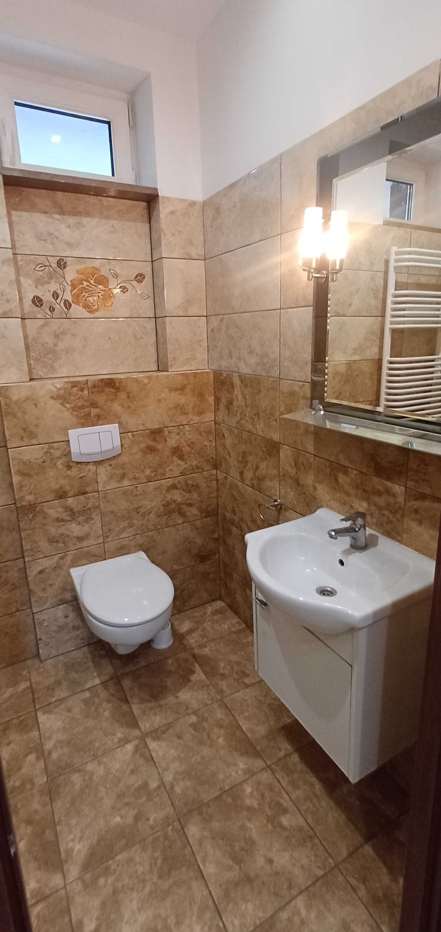 Lokal na wynajem, 80m2 na biura, gabinety. Parter, parking.