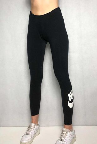 Damskie sportowe legginsy nike