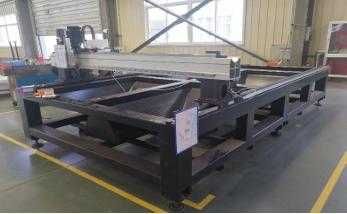 Лазерний станок MAST ML-3015eco чорний метал нержавійка