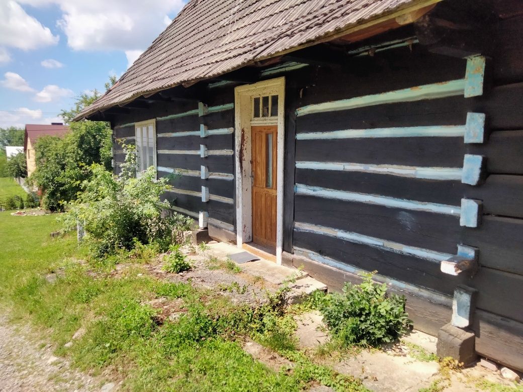 Sprzedam dom drewniany do rozbiórki i przeniesienia