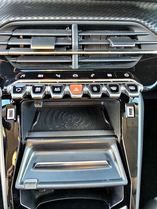 Peugeot 2008 ALLURE BlueHDi