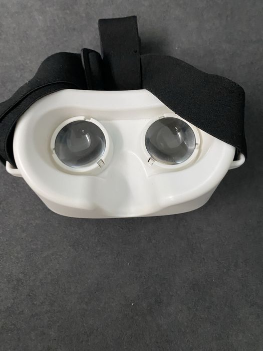 VR окуляри Remax