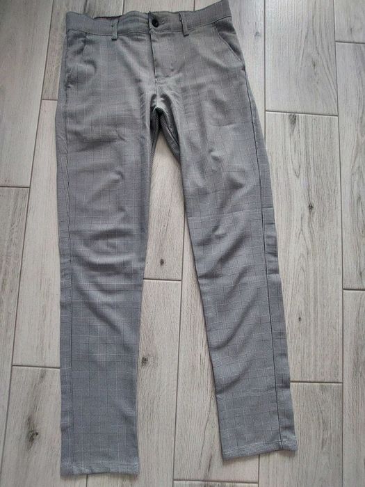 Spodnie w kratkę męskie