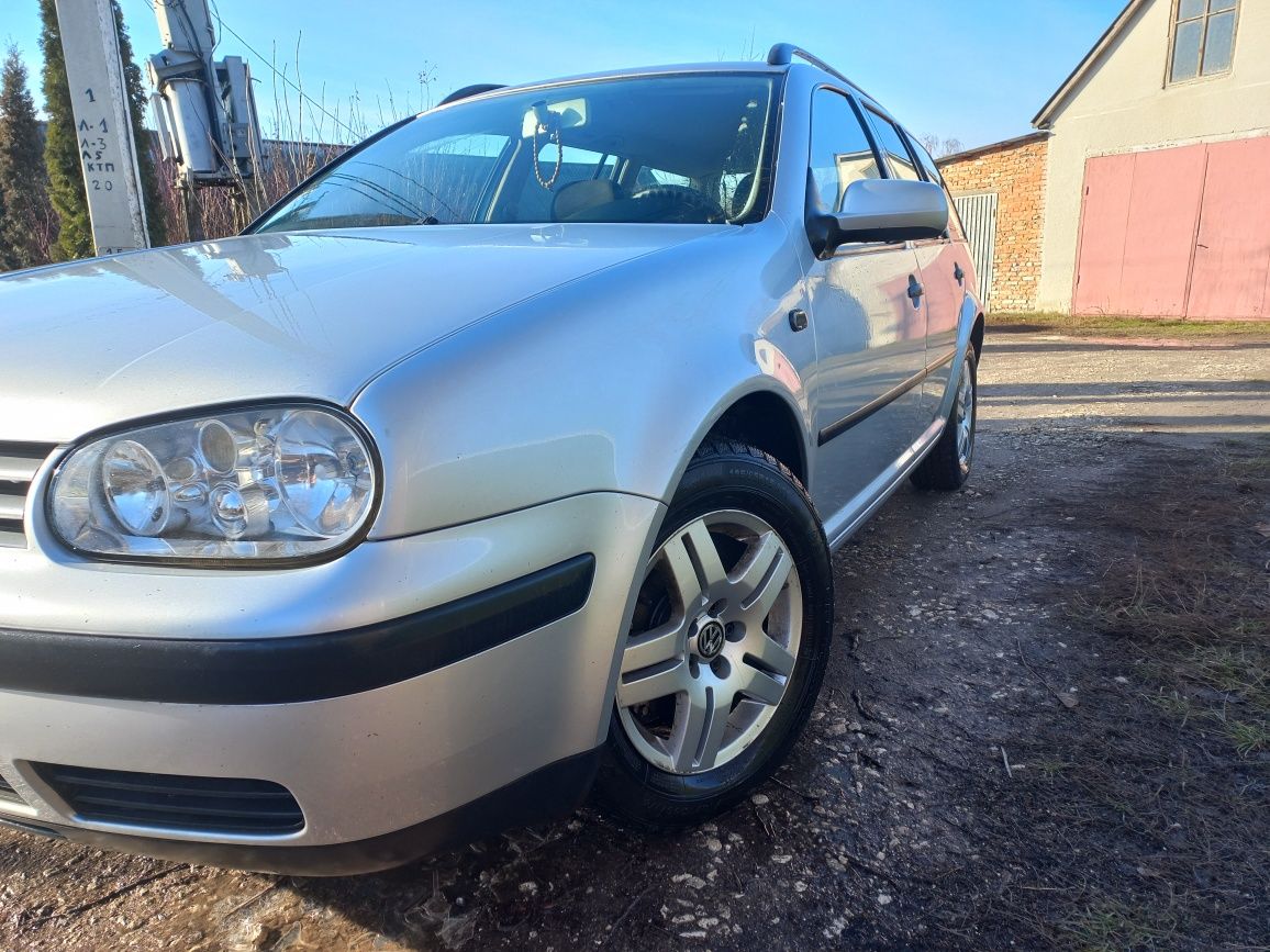 Volkswagen golf 4