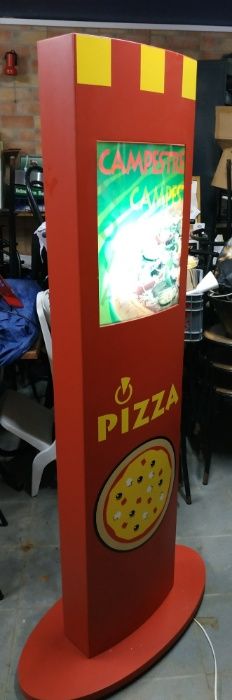 Totem c/iluminação Pizza