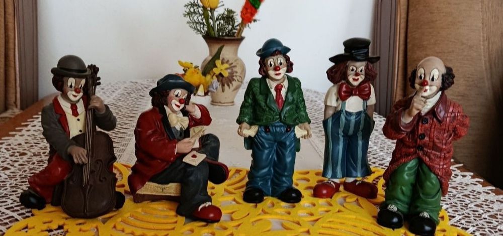 Klauny z porcelany kąplet lub na Sztuki