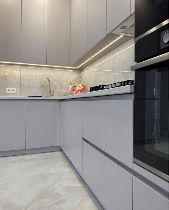 Кухні під індивідуальне замовлення.Розтермінування без%