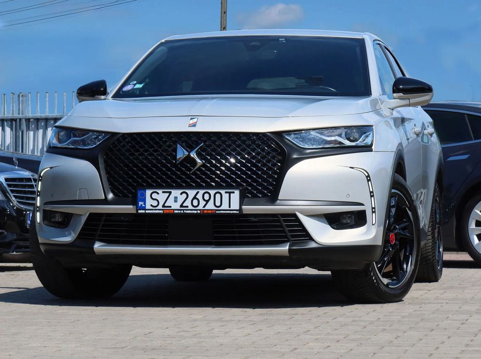 DS Automobiles DS 7 Crossback E-Tense 225ps Performance Line Biała Perła Alkantara Kamera 19 Webasto