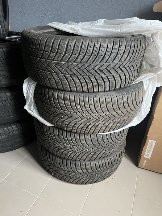 255 50R20 Brigestone