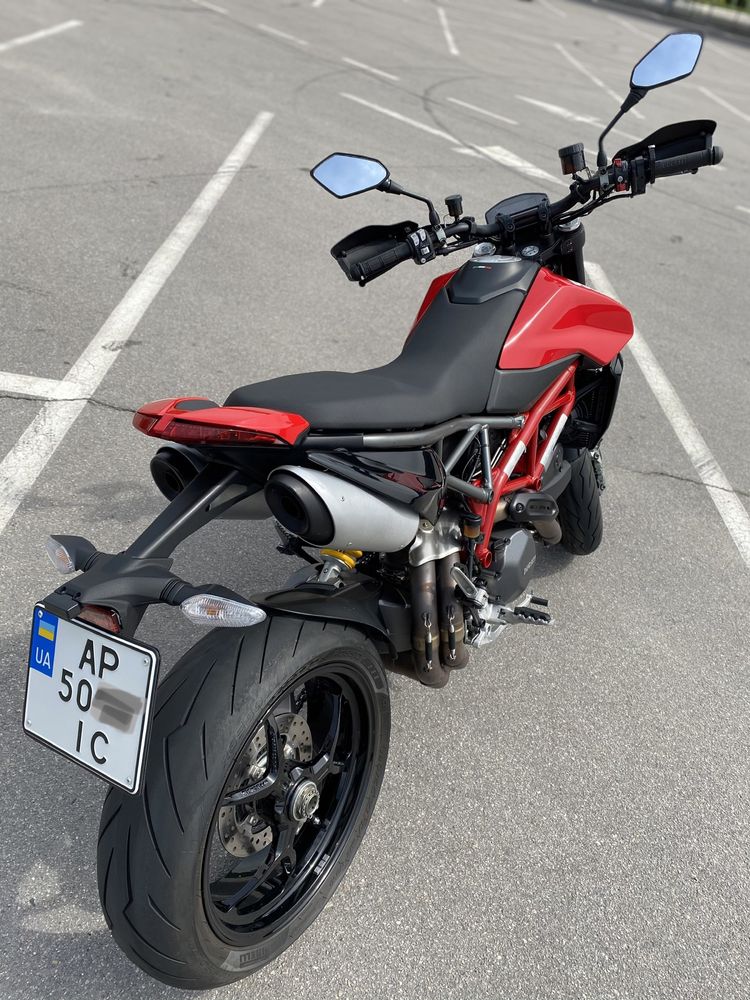 Ducati Hypermotard 950