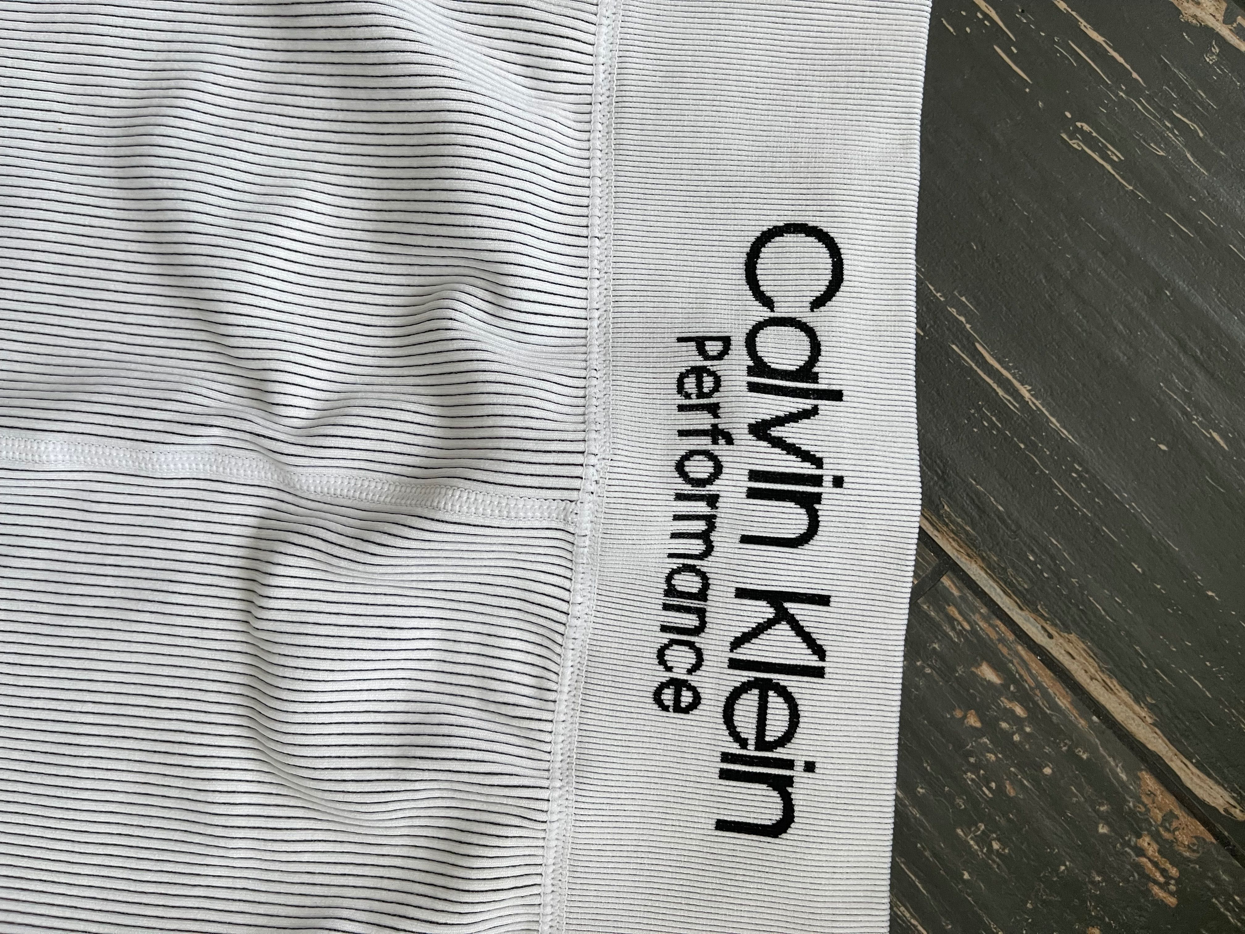 Calvin Klein лосины с высоким поясом в тонкую полоску. Р М