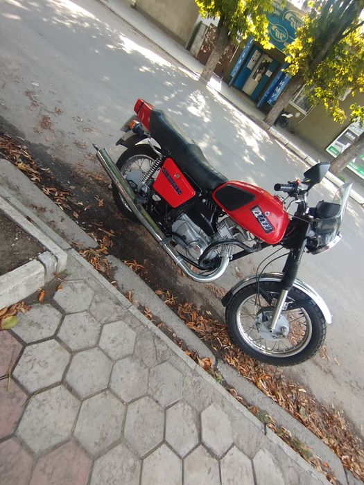 Продам Иж планета 5