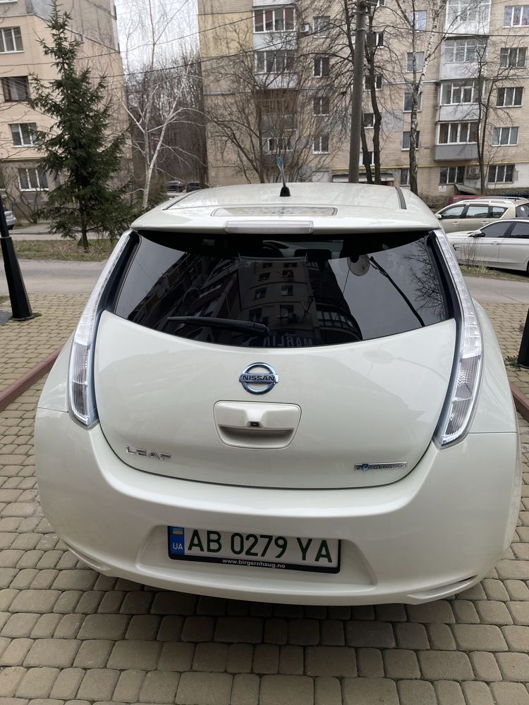 Nissan leaf 24 кВт