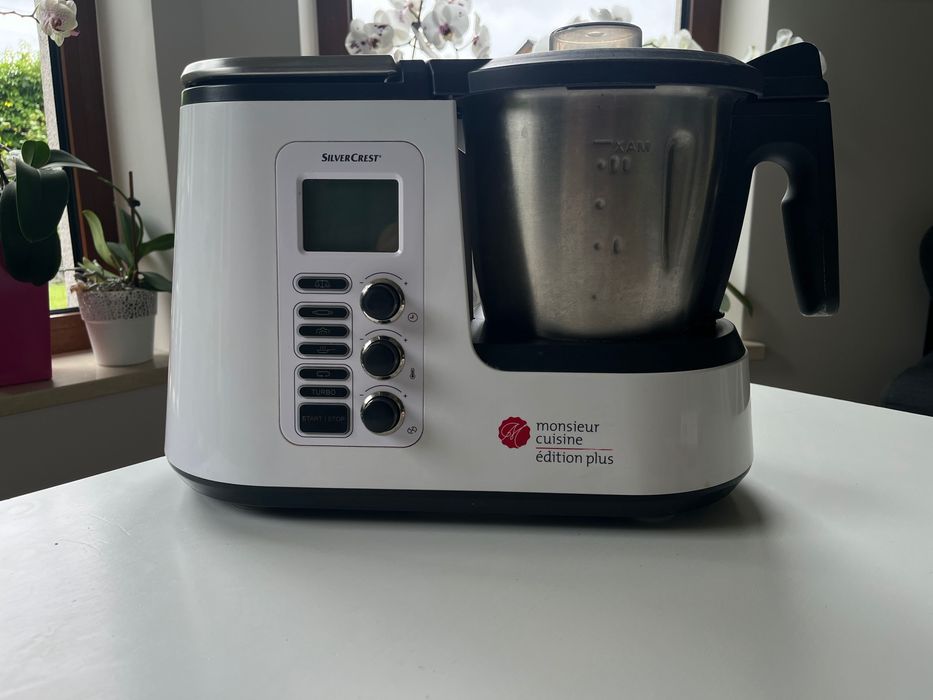 Monsieur Cuisine Édition Plus -ostatnio wymieniony noz, nowa Varoma