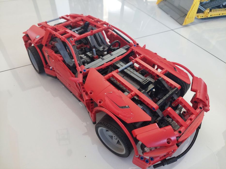 Lego technic 8070 supercar v8