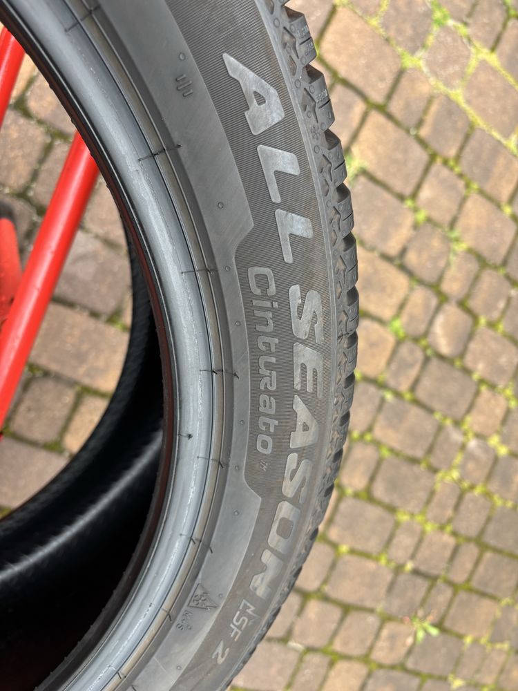 245/40/19 Pirelli całoroczne 22 rok