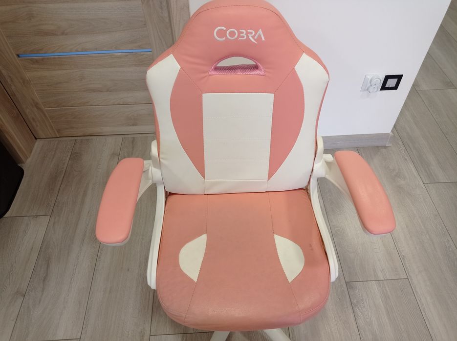 Fotel COBRA Junior Pro Różowo-biały