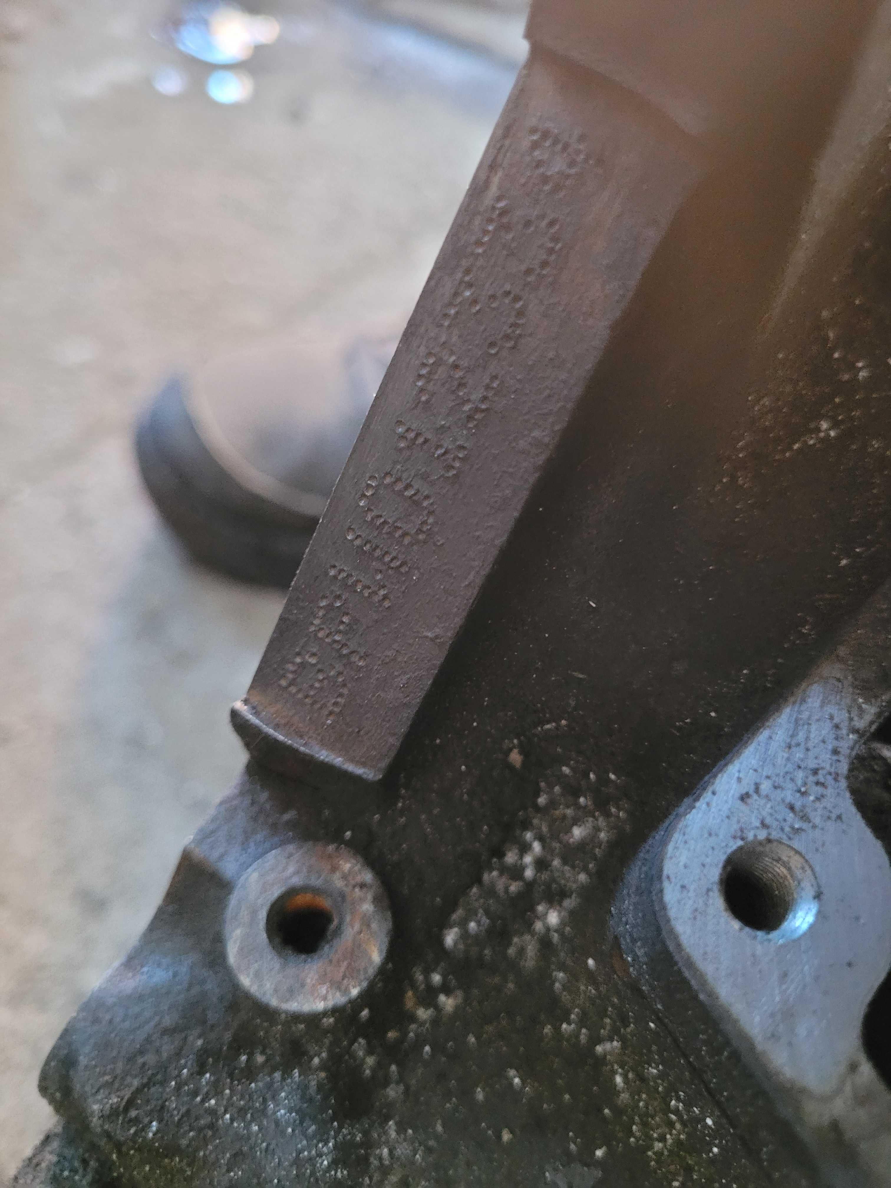 Blok silnika vw AUDI A4 B7 2.0 TDI 140KM BPW