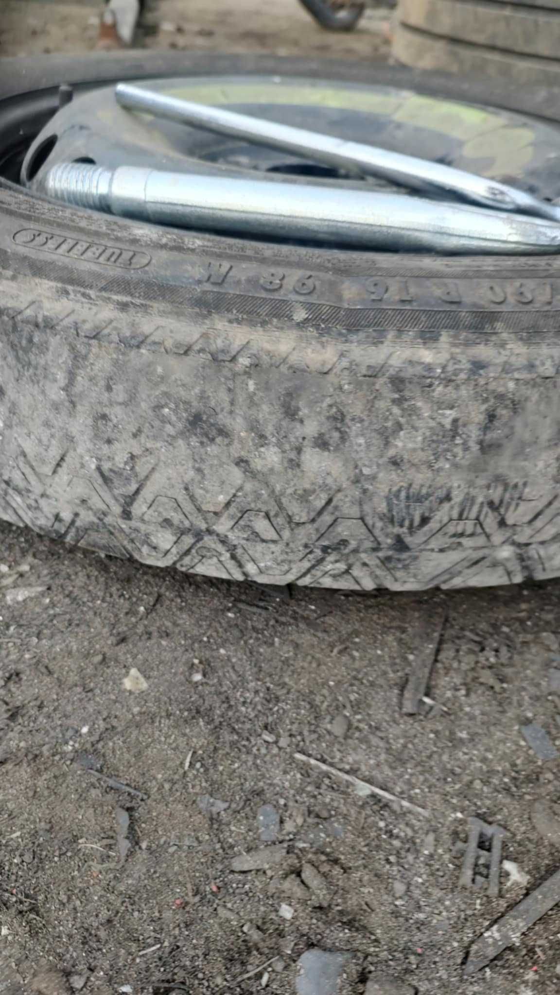 Koło dojazdowe klucz ucho Mercedes w204 16'