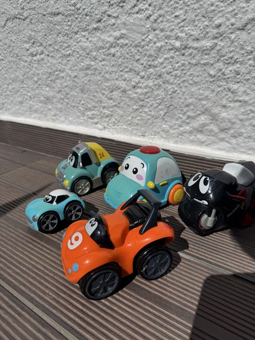 Conjunto 5 carrinhos chico