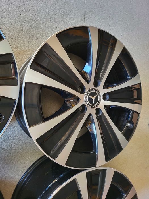 [581] Felgi aluminiowe Oryginał MERCEDES 18 Cali 5x112 Klasa E 2szerok