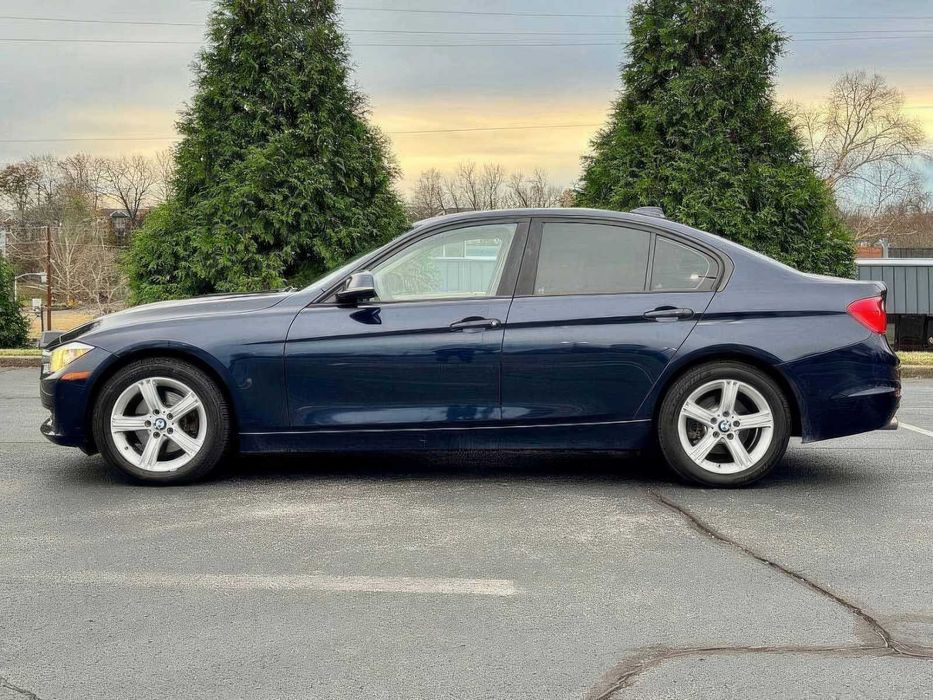 BMW 3 Series 320i      2014