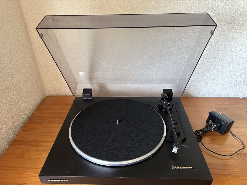 Gira discos Marantz TT-42