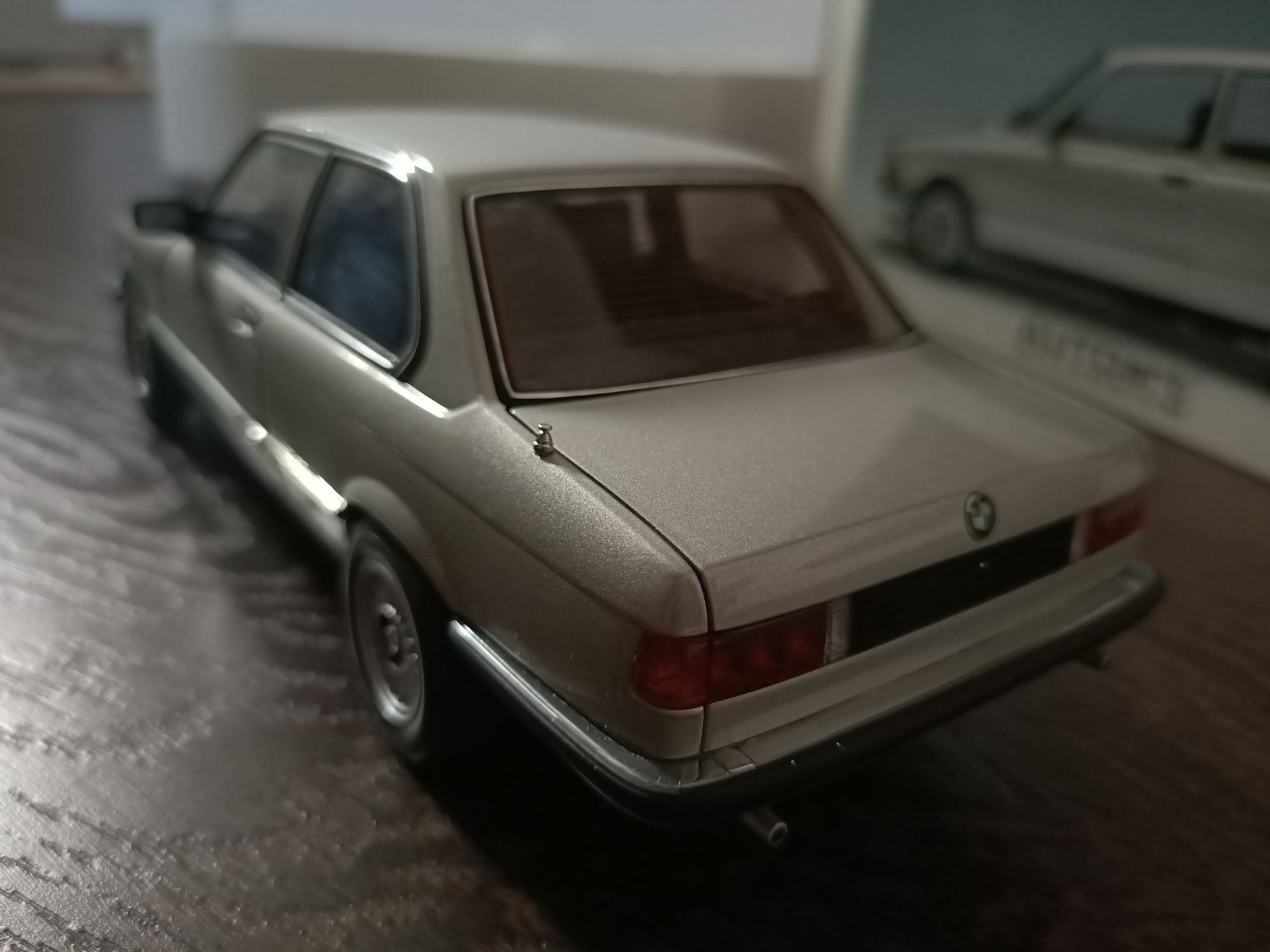 Model 1/18 AutoArt BMW e21 323i 1977, 75112, 1:18