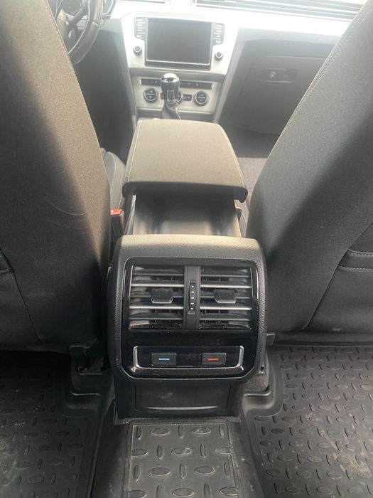 Продам Volkswagen Passat B8 1.6 TDI 2016  Універсал, ідеал