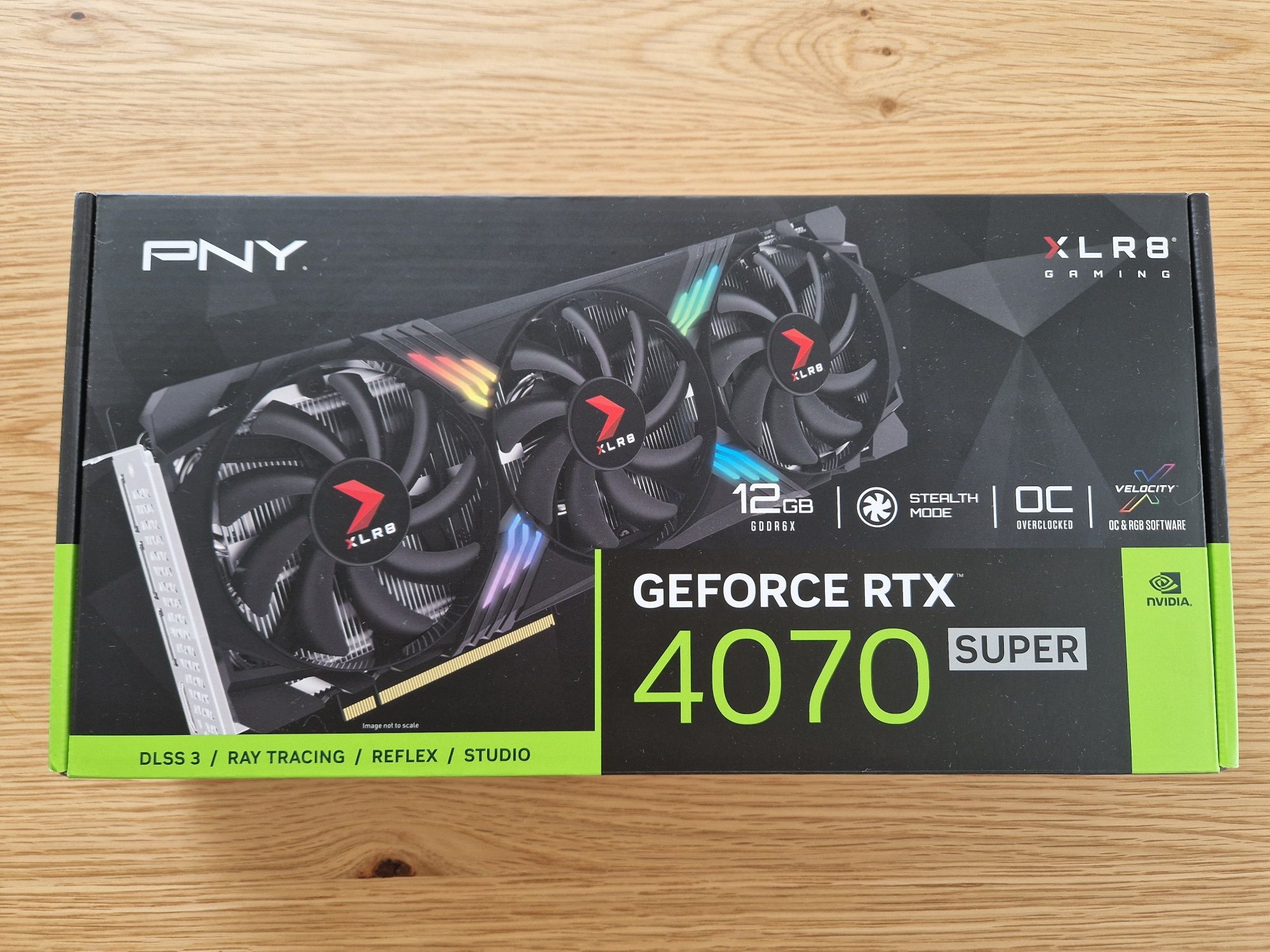 PNY GeForce RTX 4070 SUPER XLR8 Gaming VERTO X3 oc 12GB gddr6x