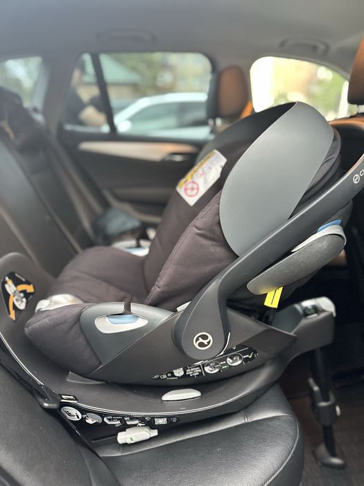 Автокрісло Cybex cloud Z platinum з базою