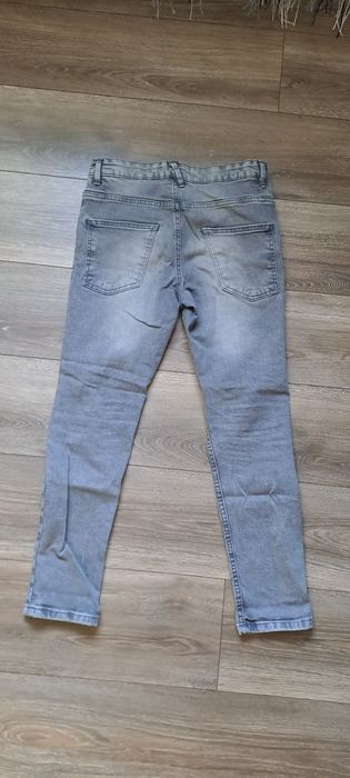 Продам джинси Reserverd 152см