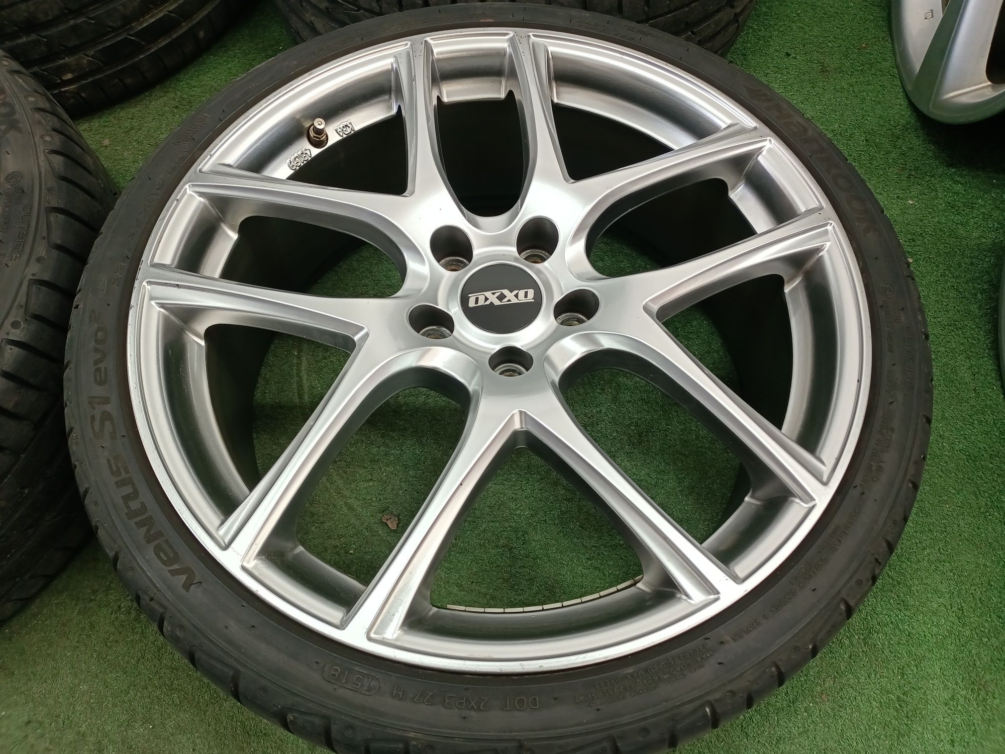 Koła 19" felgi 5x112 et50 opony 225/35/19 Audi a3 VW Golf 5 6 7 Touran