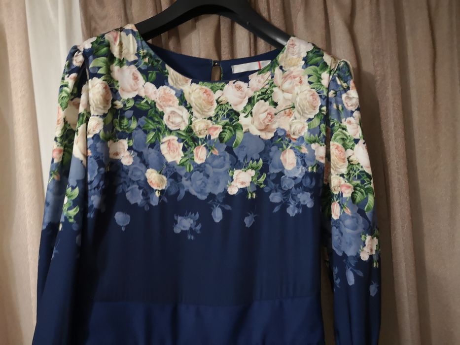 Вечірнє плаття нарядне.