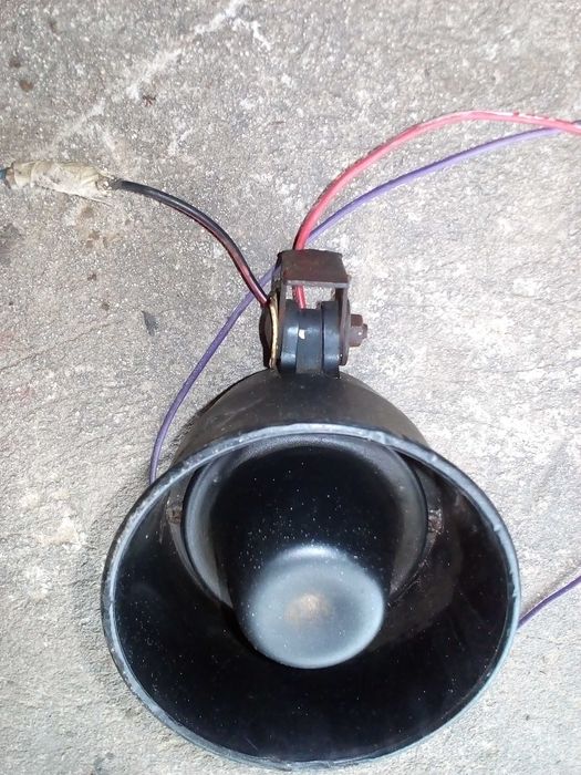 Сирена сигналізації 12V з кріпленням