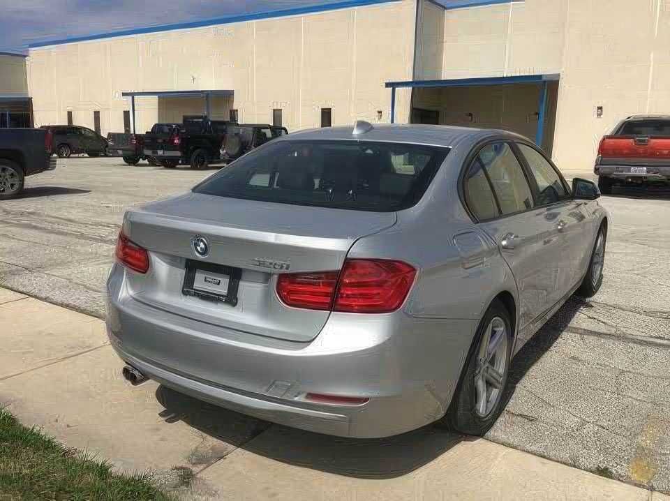 2015 BMW 3 Series 328i