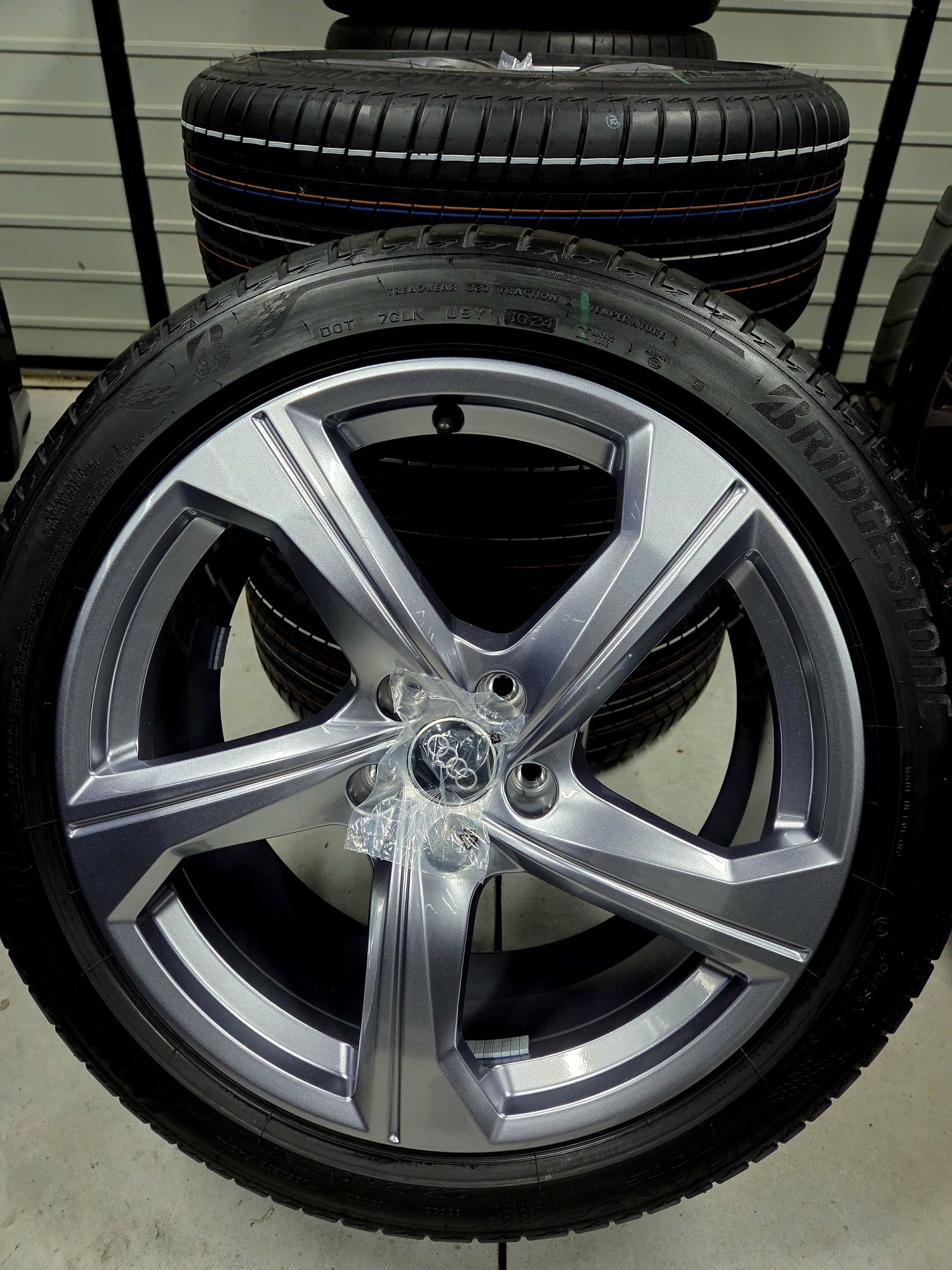 Nowe Oryginalne Koła Audi 19 A6 C8 A6 C7 Q3 2024r