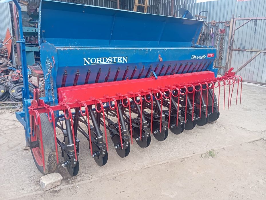 Продам сівалки 2.5 і 3 м