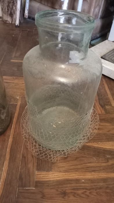 Сулія,ємкість для вина