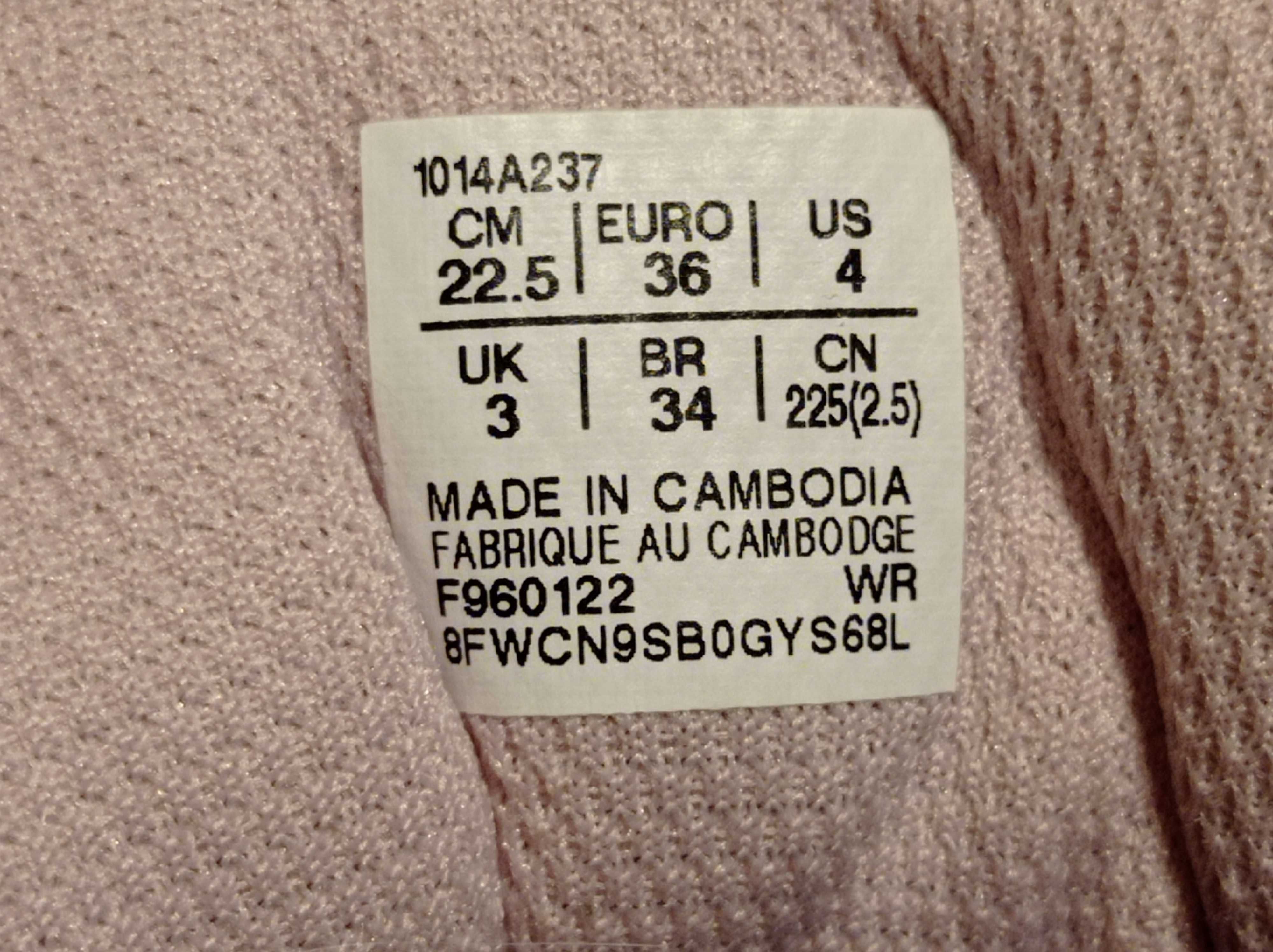 Кроссовки Asics (оригинал) фирменные размер 36стелька- 23см.