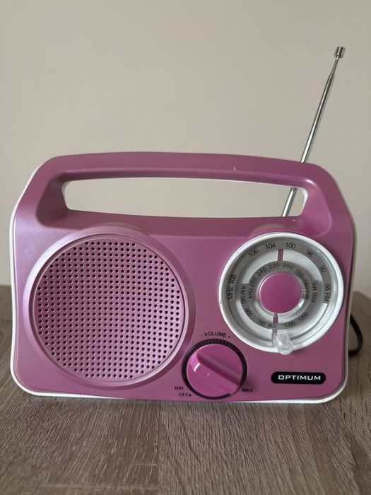 Радиоприемник в стиле ретро