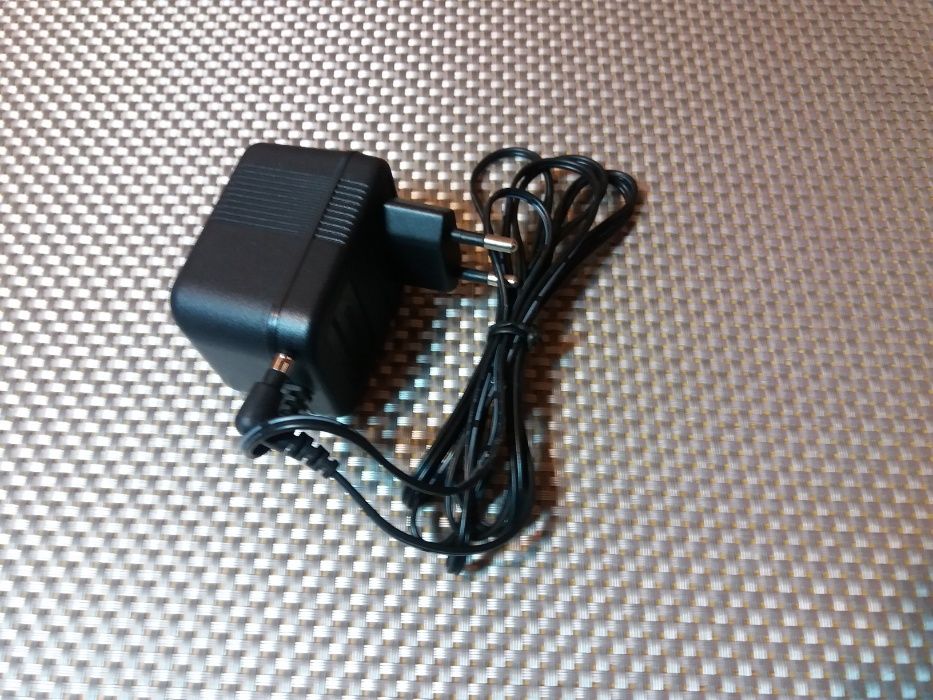 Блок питания 9.0V 1000mA (разъём 5.0)am-091000av