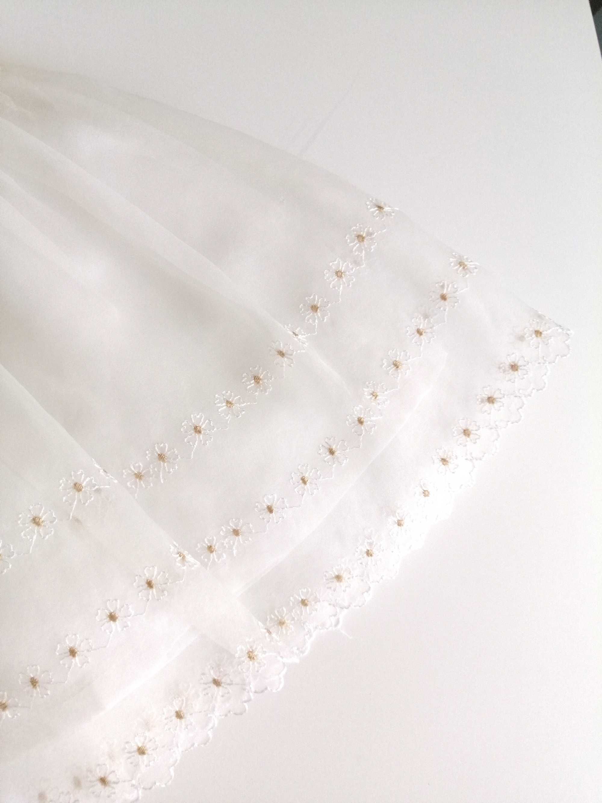 biała prosta skromna sukienka kremowa ecru na chrzciny 68-74 6-9mies